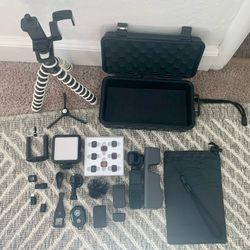 Pocket 2 Video Camera w/Creator Combo Accessories 