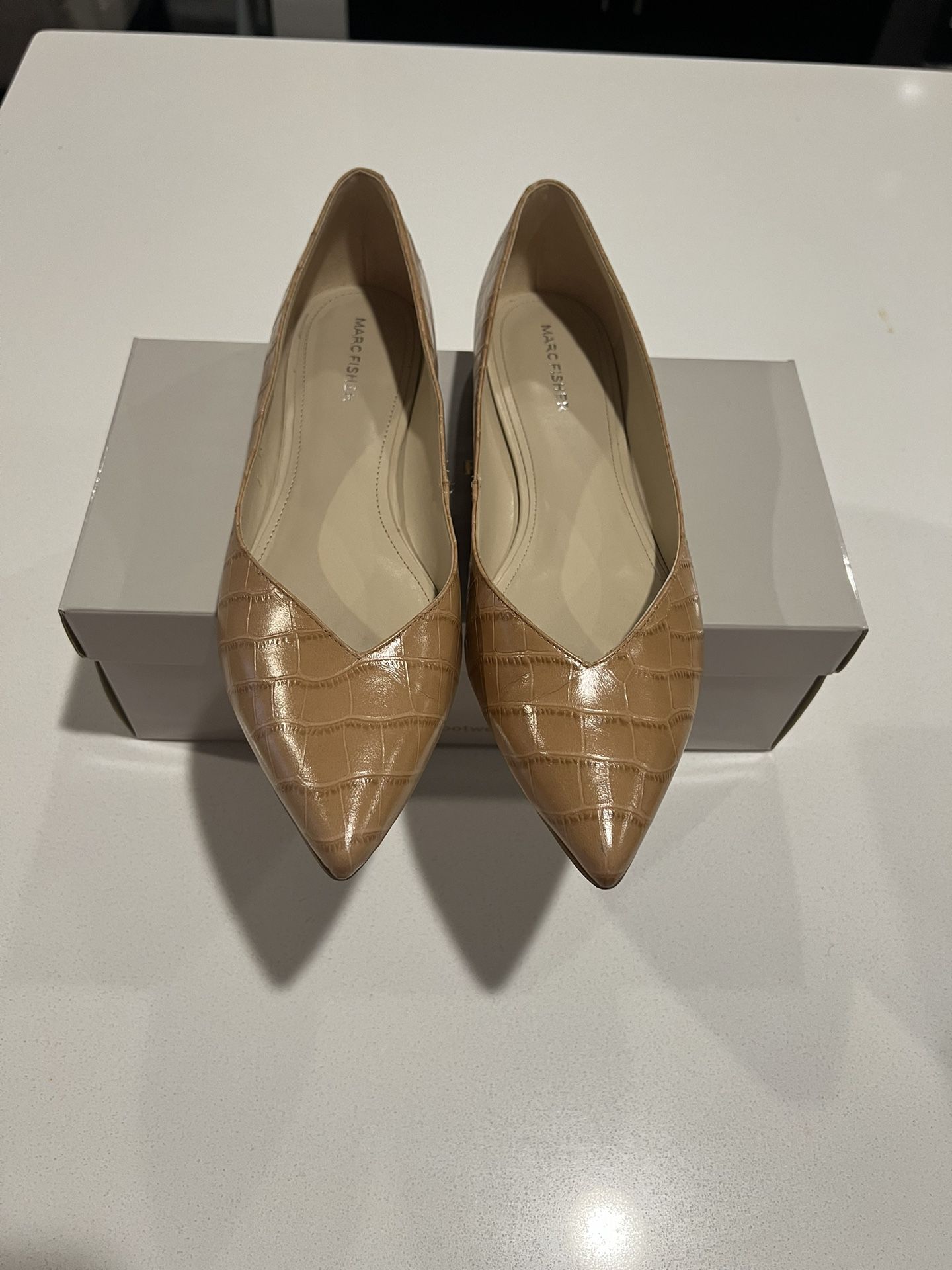 Marc Fisher Nude Flats
