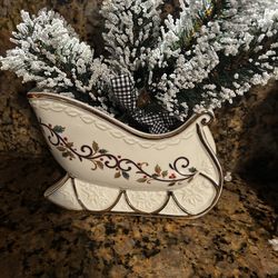 Mikasa China Christmas Sleigh Decoration 