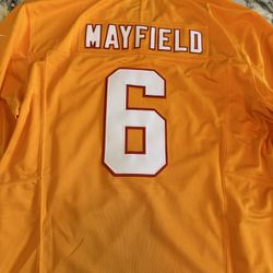 Bucs Mayfield Xl