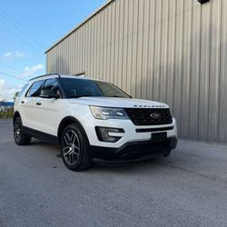 2016 Ford Explorer