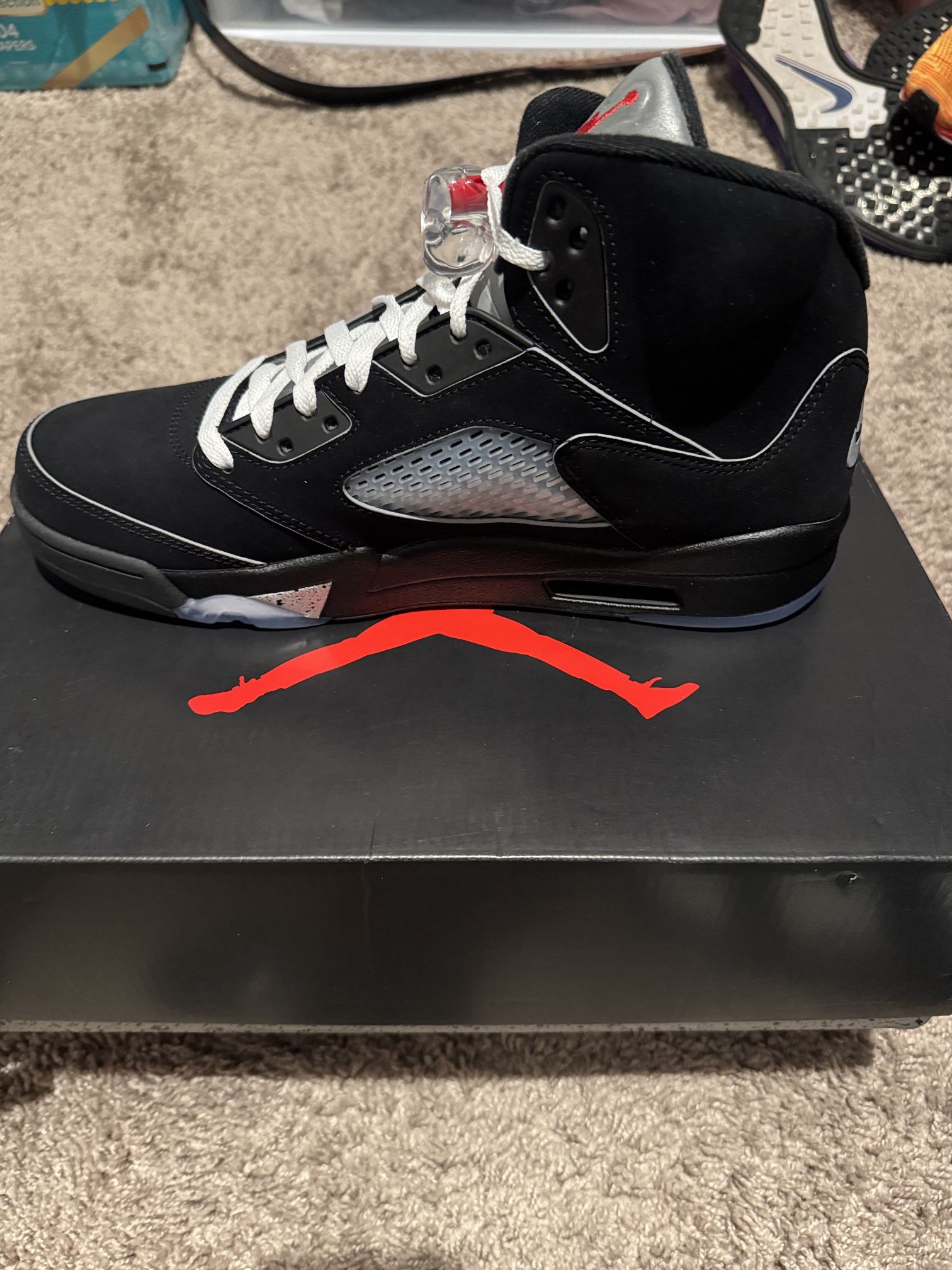 Jordan 5 Metallic 
