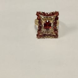 14k 6.5 Size Ring Yellow Gold Reddish/orange UNKNOWN STONES 108890-1 JE