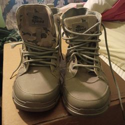 Size 10.5 Brand New Camouflage Boots In Perfect Condition