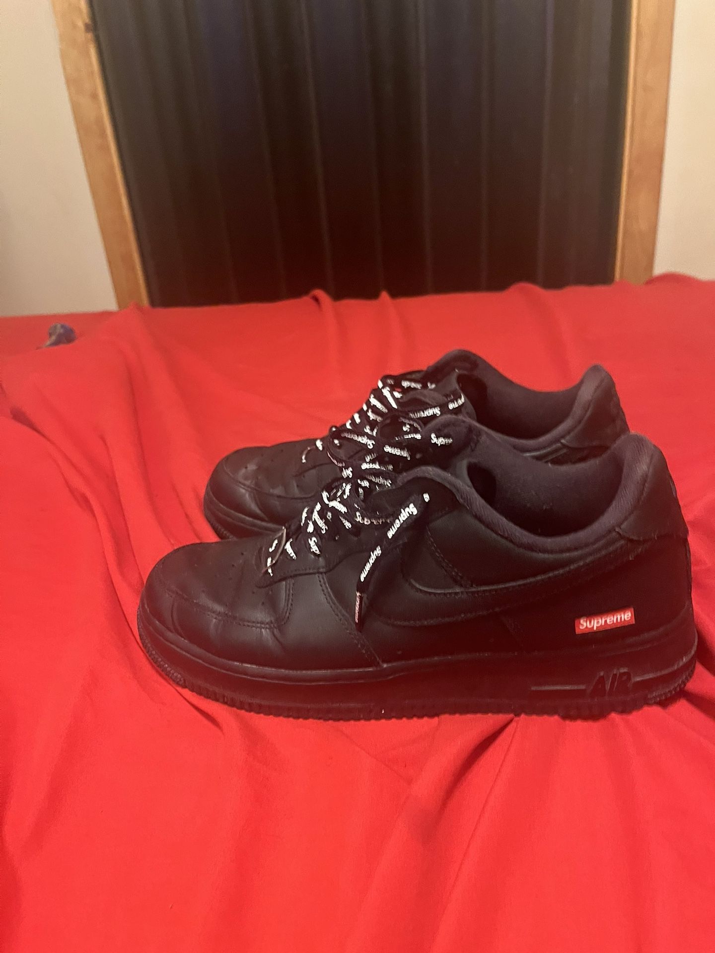 Supreme Af1 black