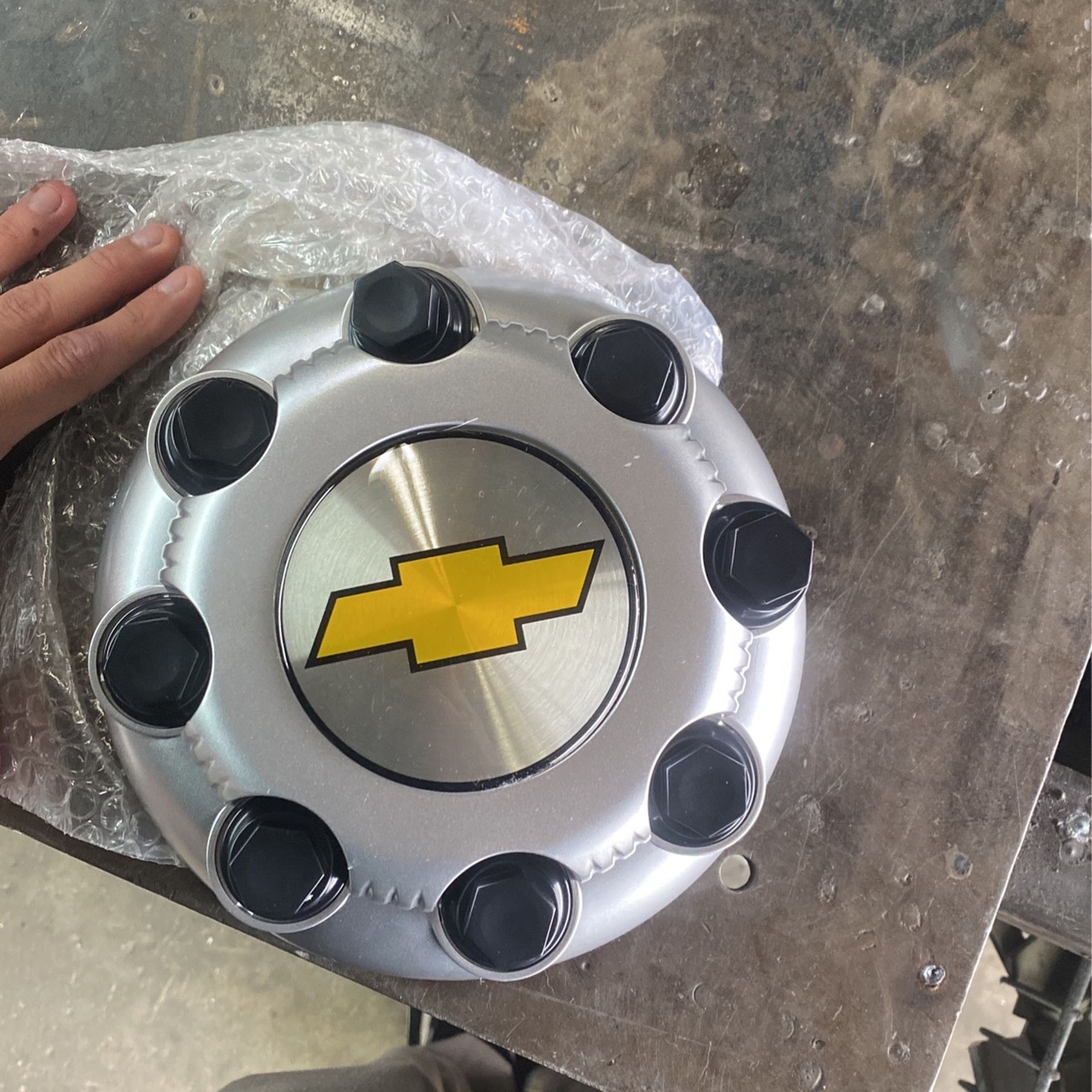 Chevy 2500 Hub Caps I Only Have 3 Of Them