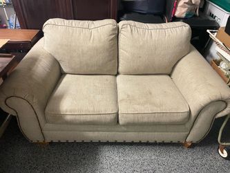 Tweed love seat with built in Sofa bed