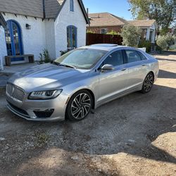 2020 Lincoln MKZ with only 58,000 miles Silver