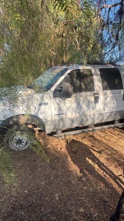F350 super duty diesel 4x4 for parts