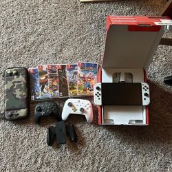 Great Condition OLED Console Bundle With Games Working Perfectly and Controller Plus Case 