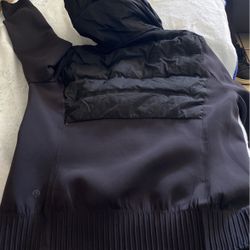 Lululemon Jacket Very Light Size S- M Stretch De Used Good Condition