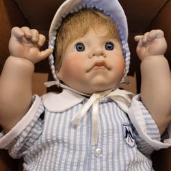 Lloyd and Lee Middleton "First Moments" Boy