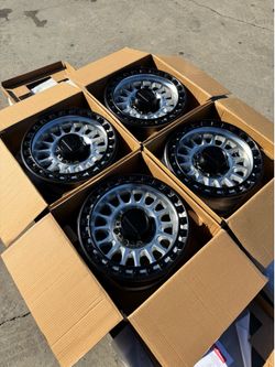 Brand New 18x9 KMC IMS “552” Machined 18” Off-Road Wheels 8 Lug Wheels For GMC Chevy HD Trucks