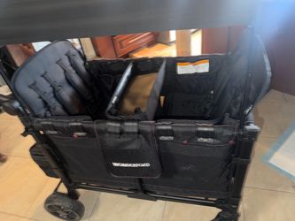 WONDERFOLD WAGON 4 SEATERS INLY USED ONCE!  $425