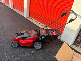 Toro new stripe 21” 60v self propelled lawnmower with battery and charger never used