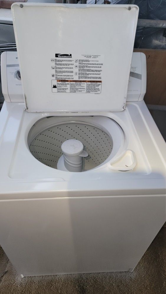 Kenmore Washer Super Capacity And Heavy Duty Works Good for Sale in Bloomington, CA OfferUp