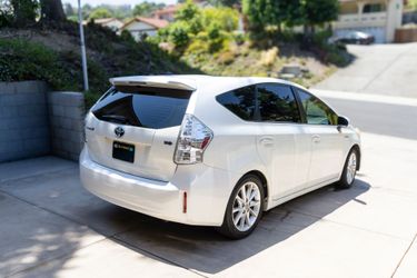 2013 Prius V  5