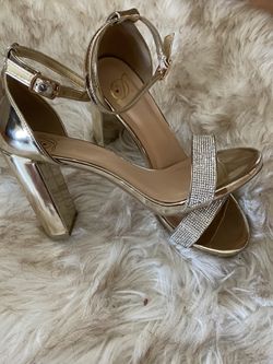 Gold Heels W/rhinestones 