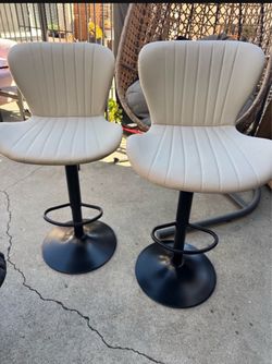 Bar stools