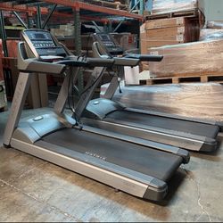 Matrix T5 Treadmill w Warranty & Free Delivery 