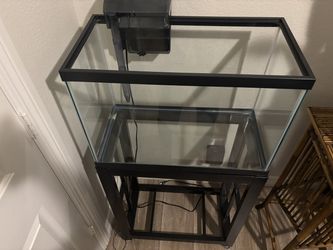 Aquarium with stand and new pump