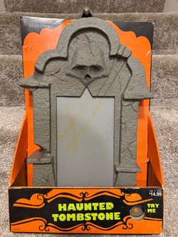 2007 Gemmy “Haunted Tombstone” Halloween Aninatronic