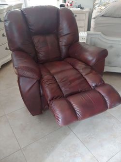 Large Heavy Duty LA Z BOY Recliner