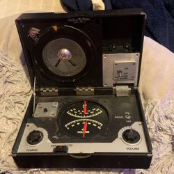 Travel Radio/Alarm Clock Winston