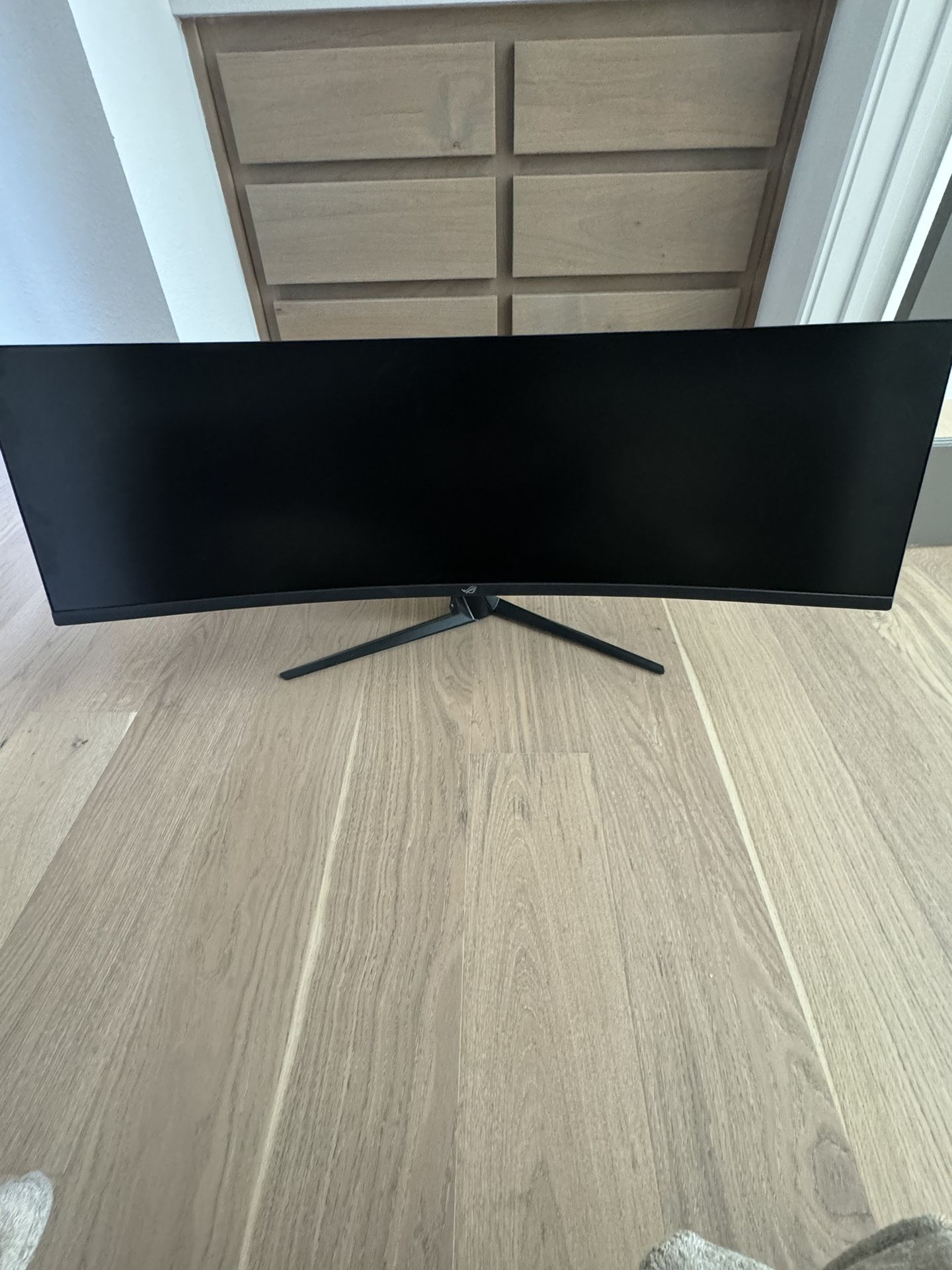 Asus ROG Strix XG49VQ 49" Ultra-Wide Curved Gaming Monitor