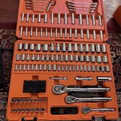 Mechanics Tool Set – Complete Socket & Wrench Kit