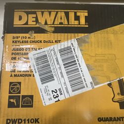 Dewalt Key Chuck Drill Kit 