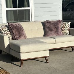 Mid Century Modern Sectional Couch - Free Local Delivery 🛻