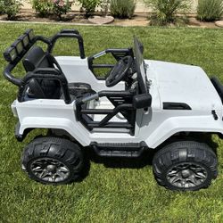 Kids Ride-On Jeep