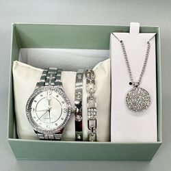 NIB Yaamava Resort Casino 4pc Jewelry Set Watch Bangle Necklace Silver Tone