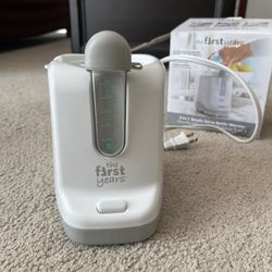 The First Years 2-in-1 Simple Serve Bottle Warmer