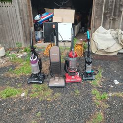 Vacuum Cleaners-lot Of 4