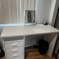 White office desk 