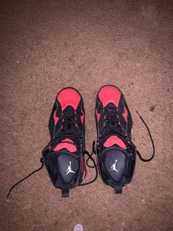 Jordans true flight red