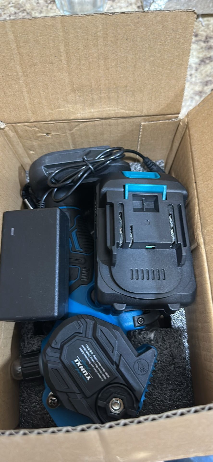 Mini Chain Saw 21v 6”