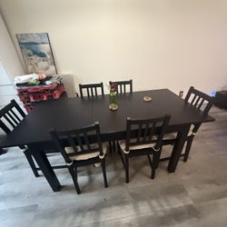 IKEA Dining Table With 6 Chairs And 2 Extra Chair Cushions 