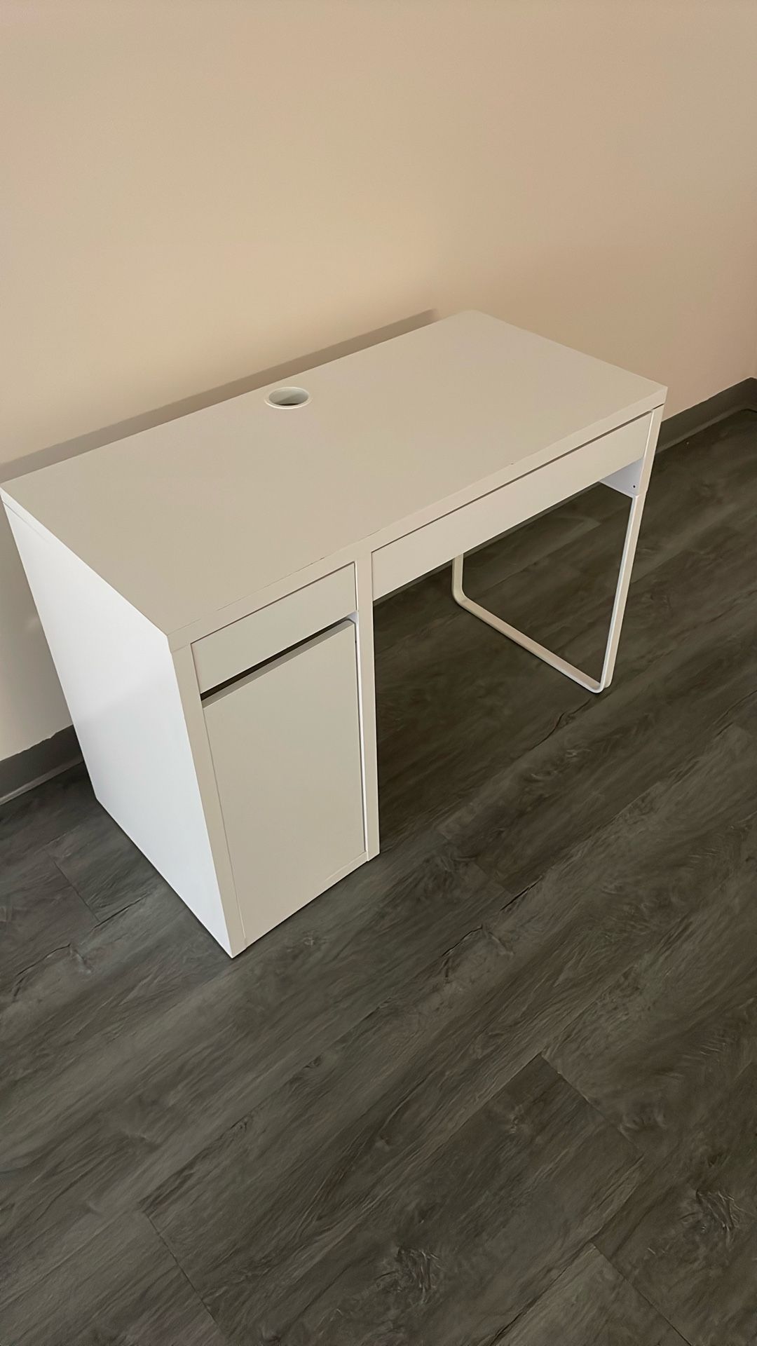 White Gaming Desk