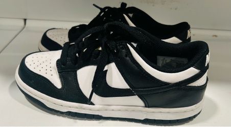 Nike Dunk Pandas Sz 4y (Big kids)