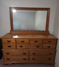Colonial Craft Wooden Dresser
