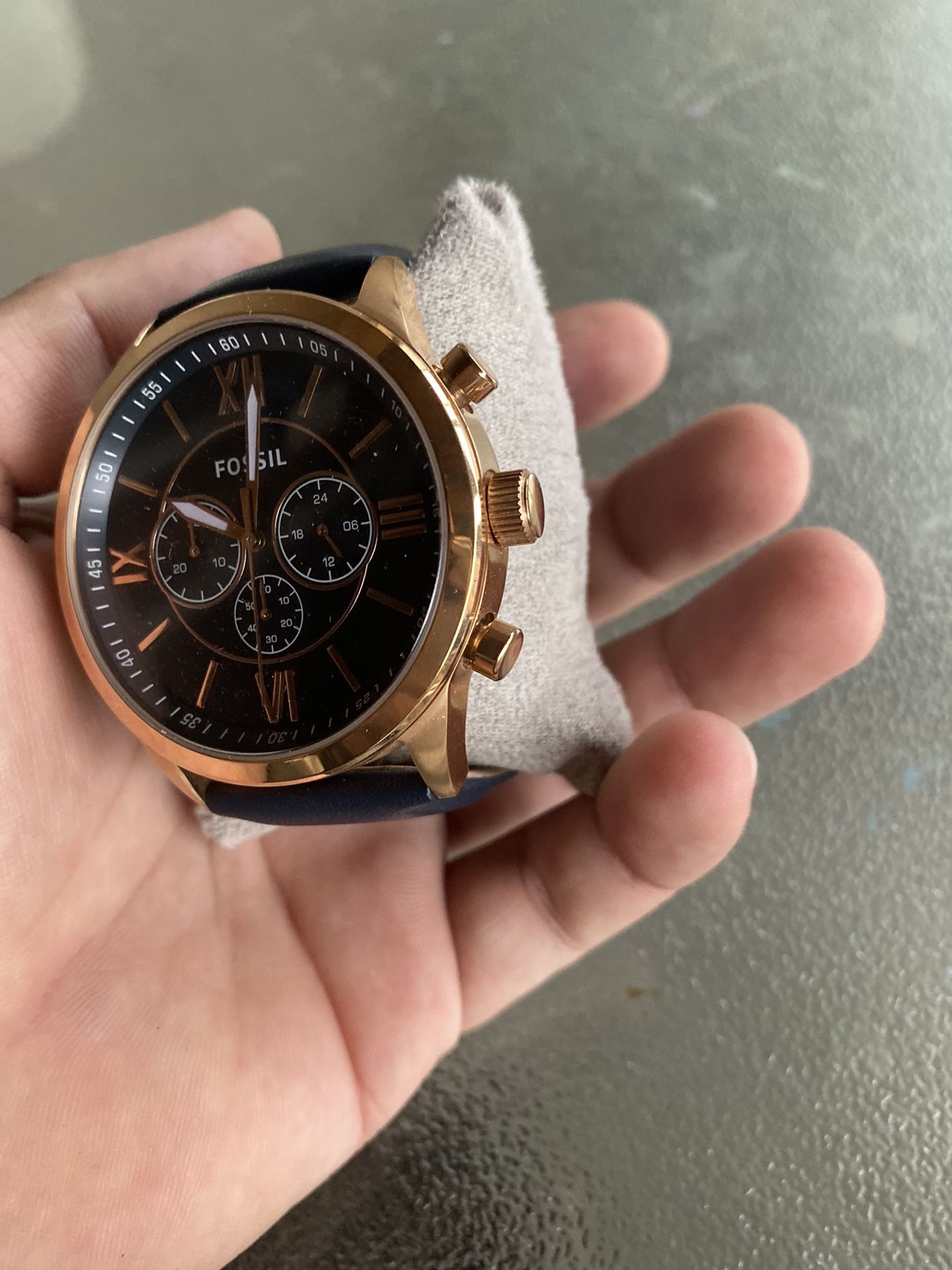 Fossil watch