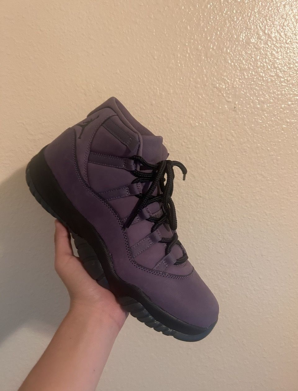 Jordan 11 Mojave