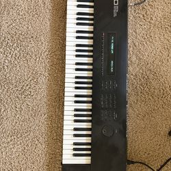 Roland S50 keyboard