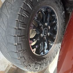 4 Tires With The 18’ Rims