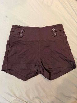 Woman’s Black Shorts Large