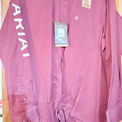 Button up shirt ARIAT …XXL 