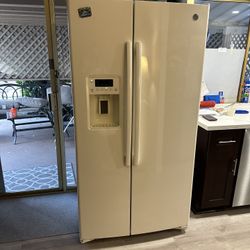 Ge Refrigerator 